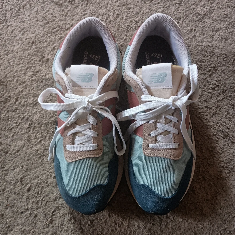 New Balance 237 Retro Sneaker Women's Size 8.5 Green/Brown PRE-OWNED - Picture 2 of 7